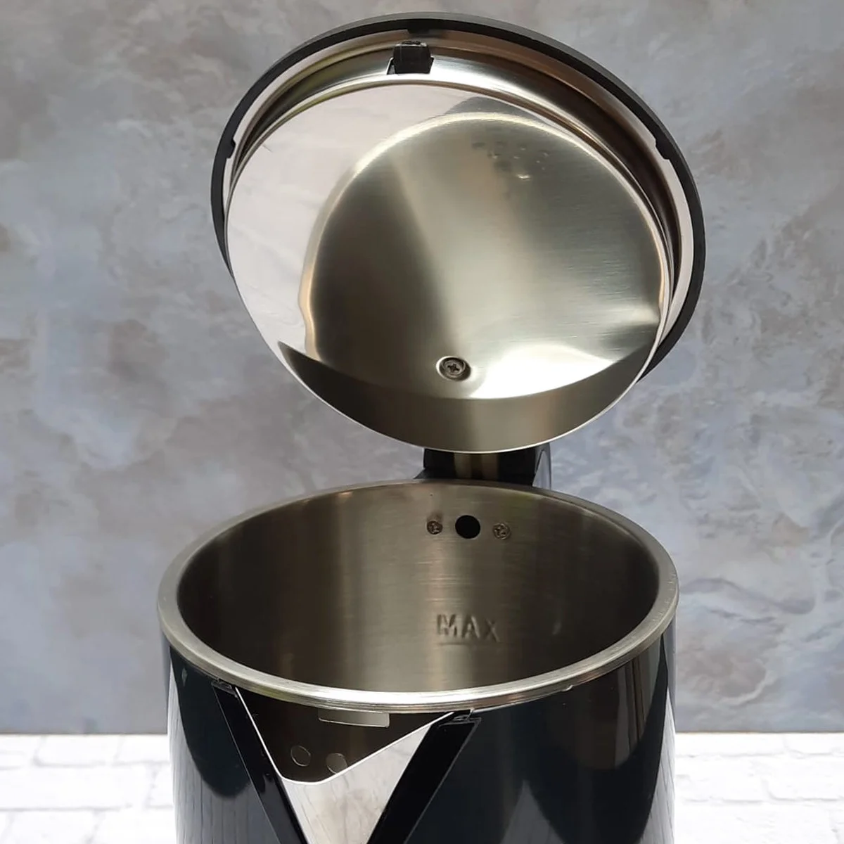 غلاية كهربائية 2 لتر - الصورة 2